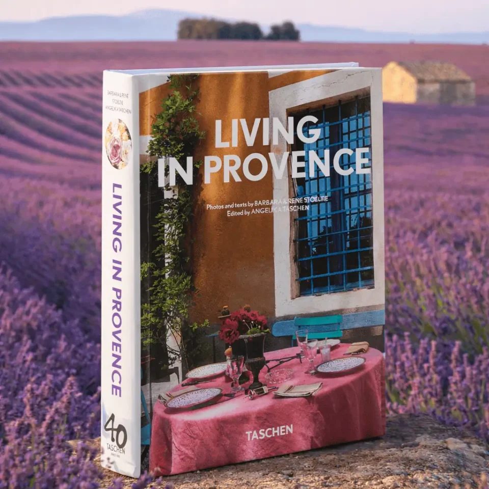 Living in Provence. 45th Ed.