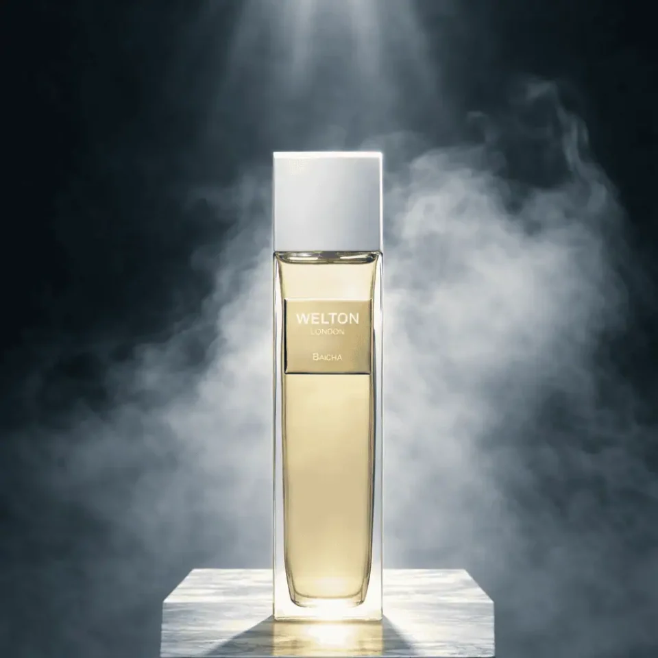 Нишов Парфюм WELTON LONDON „Baicha“ Eau de Parfum (Чай Гънпаудър, Малина, Масло от ирис и Бял кедър)