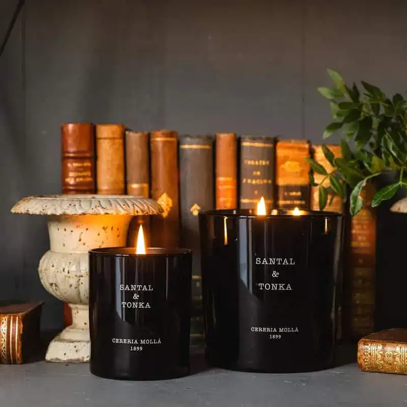Луксозна Ароматна Свещ „Santal & Tonka“ | 230g & 600g (XL)