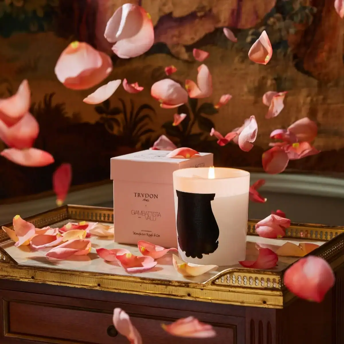 Луксозна Ароматна Свещ Trudon Rose Poivrée (Пикантна Роза) | 270g – снимка 13
