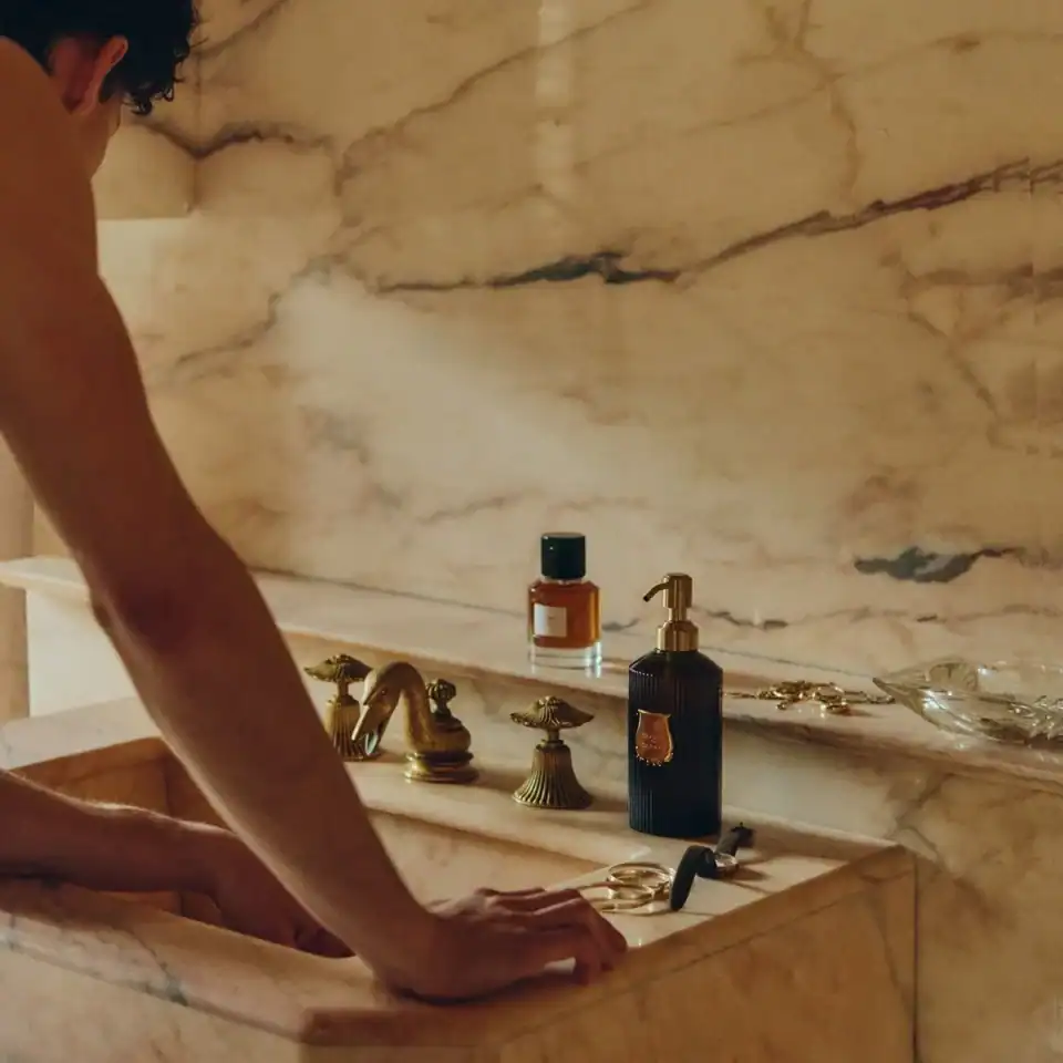 Луксозен Парфюмен Сапун за Ръце Trudon – Carmen (Бергамот, Тютюн и Кожа) – снимка 2